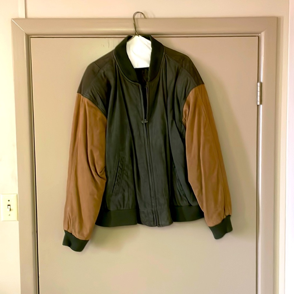 Mens Vintage Leather Jacket-Roundtree and Yorke size XL